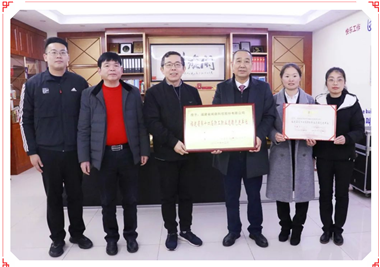閩旋科技再添佳績，泉州市總工會黨組書記、常務(wù)副主席韓衛(wèi)華一行蒞臨指導(dǎo)工作
